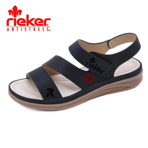 Lehké kožené sandály na klínku v retro stylu RIEKER®
